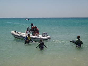 Rescue boat Tarifa Max kite school on Los Lance kitesurf spot beach. Kite lesson booking info@tarifamax.net
