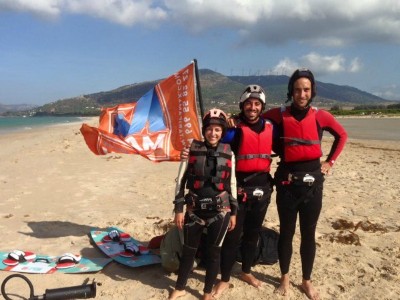 Group kitesurfing courses since 1998