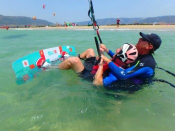 At Tarifa Max kite school the instructor comes into the water with you